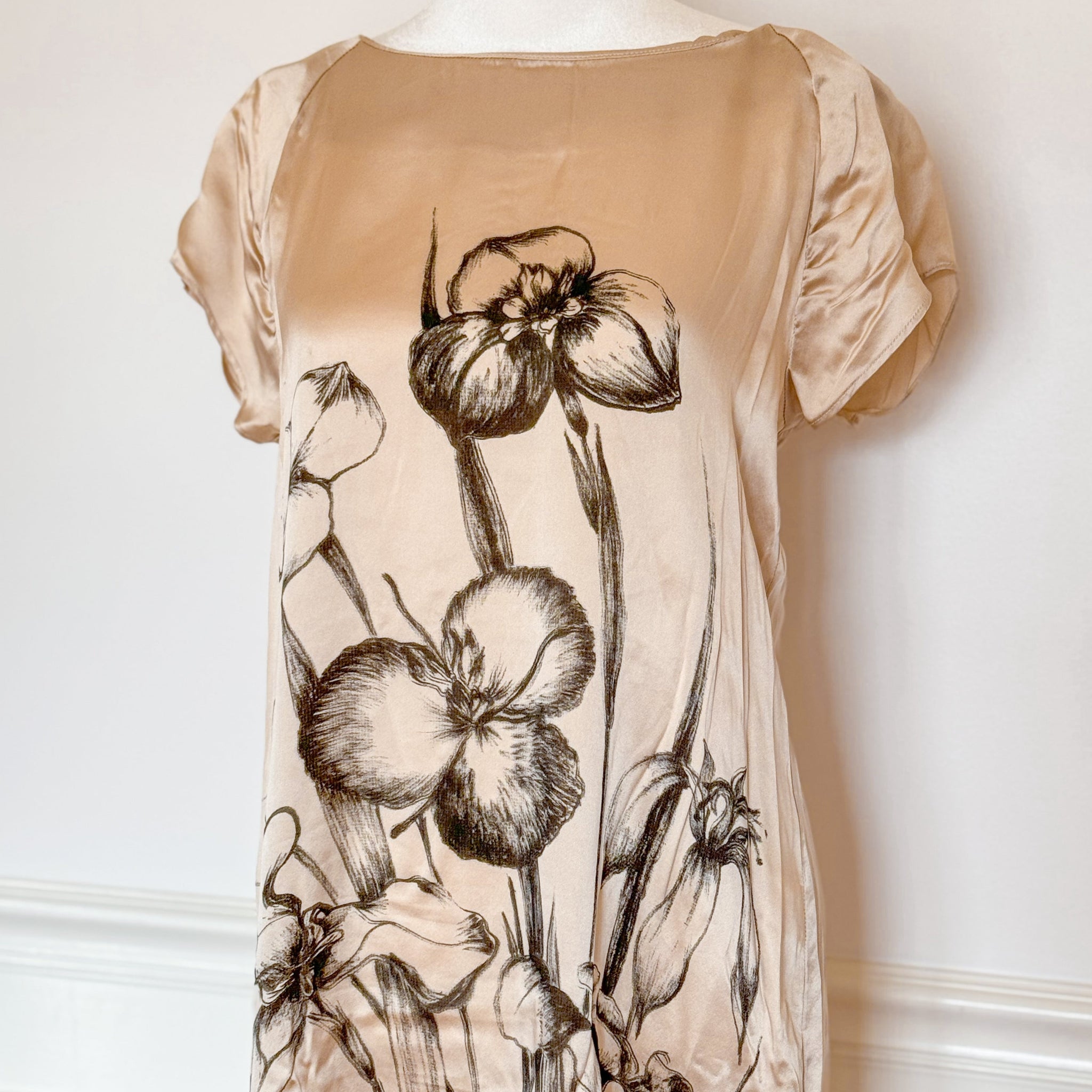 Zara Cap Sleeves Satin Dress Zara Cap Sleeves Satin Dress