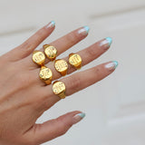 On Italian Time | Ring