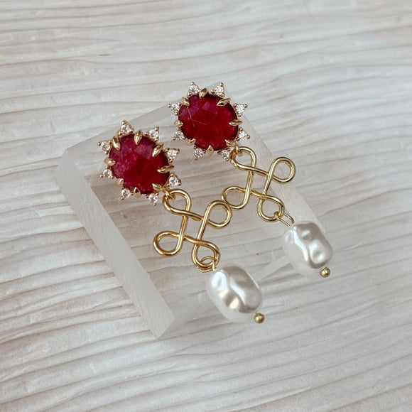 Caruso | ruby faceted stone and pearl earrings
