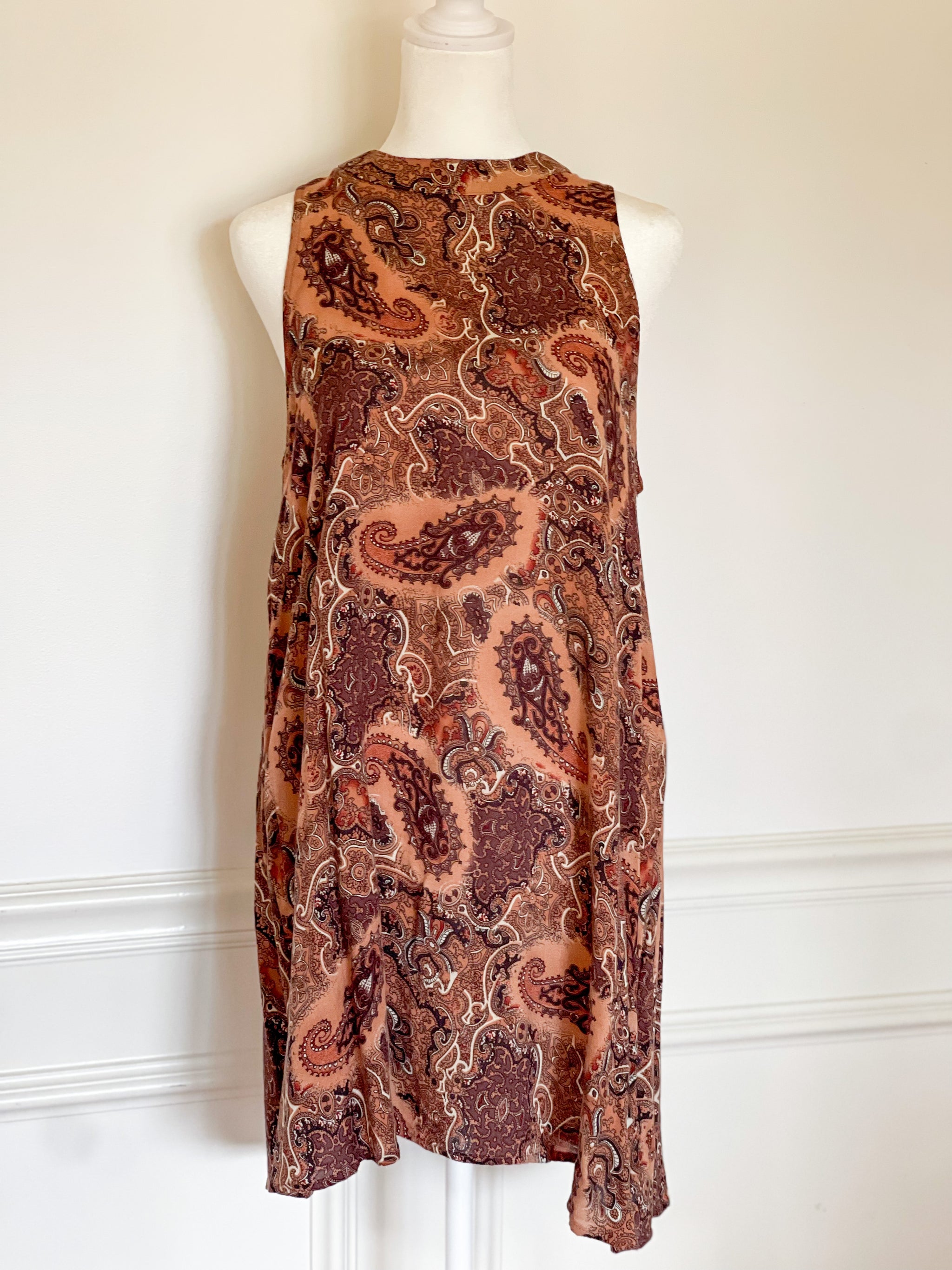 brown paisley dress High Neck – ShopMOSS Cut in a chic FA25 Size:UK 6.5 (Pre-Order) Which Shoes Go Best