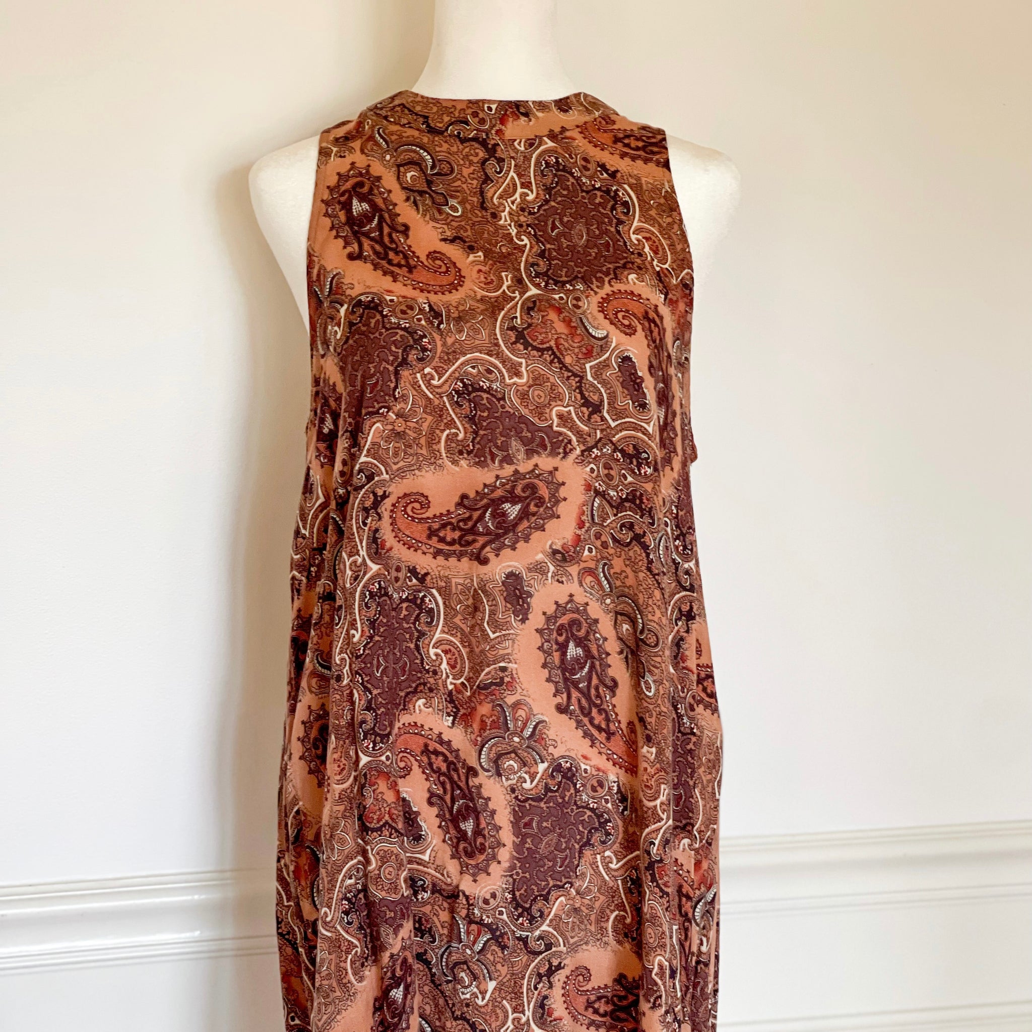 High Neck Paisley Brown Dress ShopMOSS High Neck Paisley Brown Dress ShopMOSS